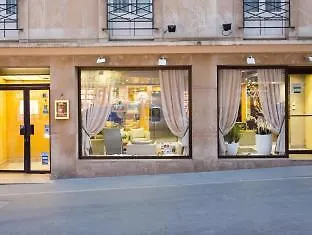 费泰尔之星酒店