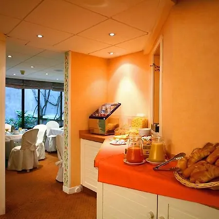 Fertel Etoile Hotel