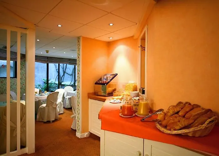 Fertel Etoile Hotel