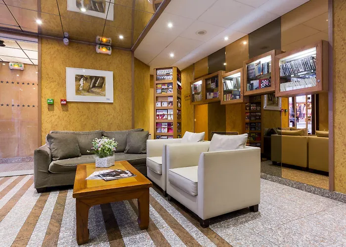 Fertel Etoile 3* Parijs