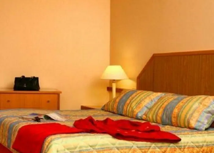 Fertel Etoile Parijs