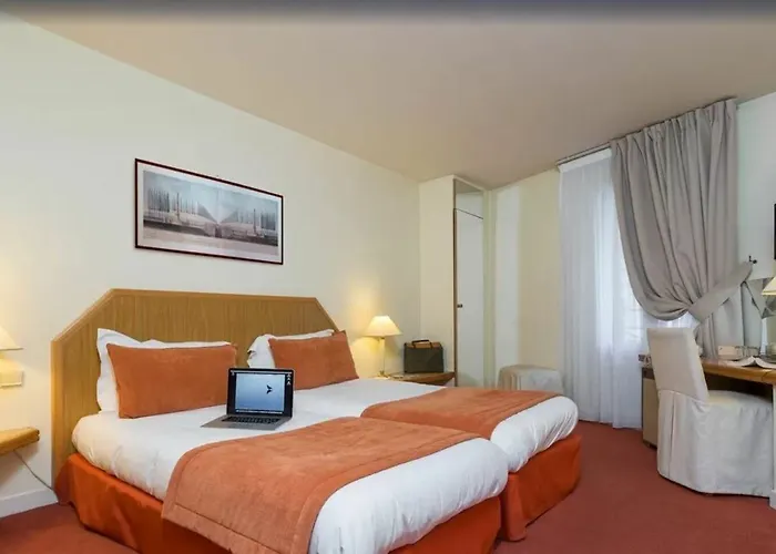 Fertel Etoile Hotel 3*