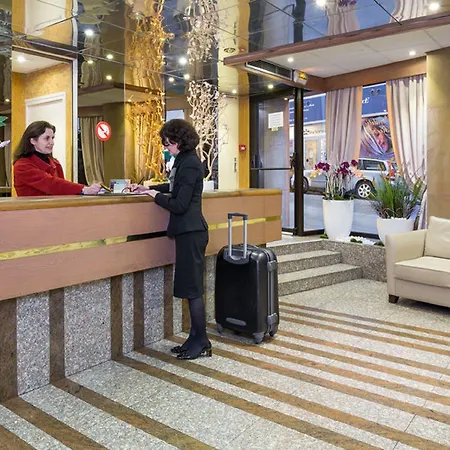 Fertel Etoile מלון