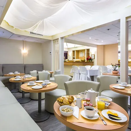 Fertel Etoile מלון