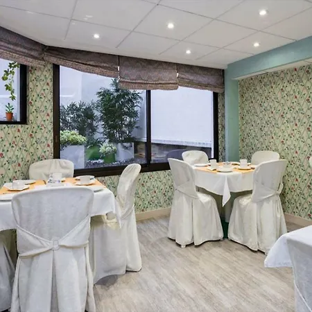 מלון Fertel Etoile 3*